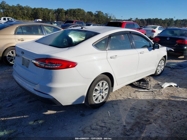 2019 Ford Fusion S მანქანა იყიდება აუქციონზე, vin: 3FA6P0G77KR159700, აუქციონის ნომერი: 43995231