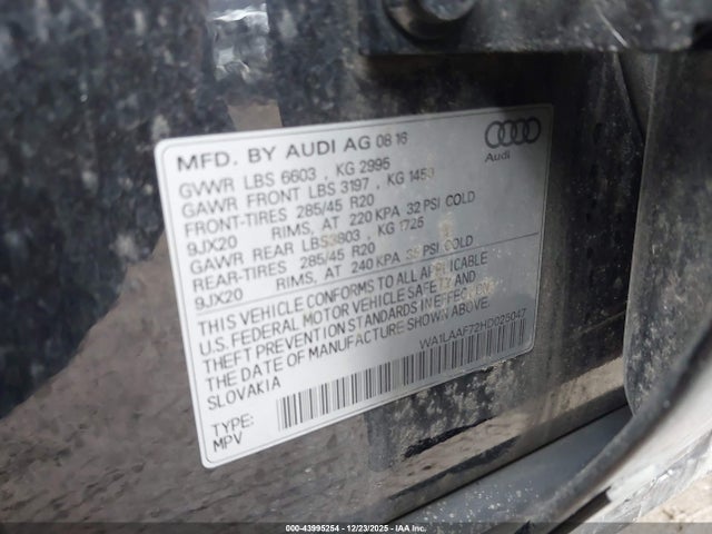 2017 AUDI Q7 WA1LAAF72HD025047 Photo 8