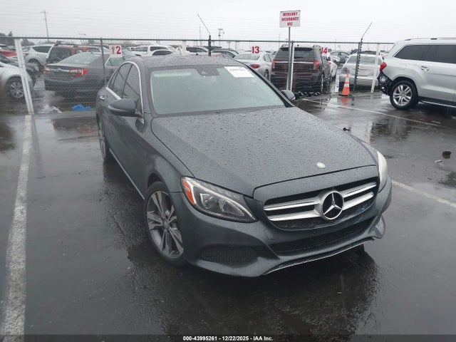 2016 MERCEDES-BENZ C 300 55SWF4JB0GU157988