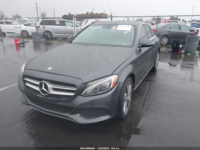 2016 MERCEDES-BENZ C 300 55SWF4JB0GU157988 Photo 1