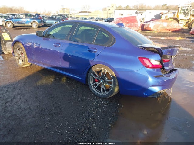 2021 BMW 3 SERIES 3MW5U9J02M8B57423 Photo 2