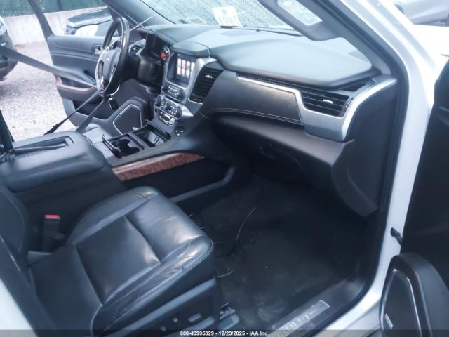 2016 CHEVROLET SUBURBAN 1GNSKJKC9GR352698 Photo 4