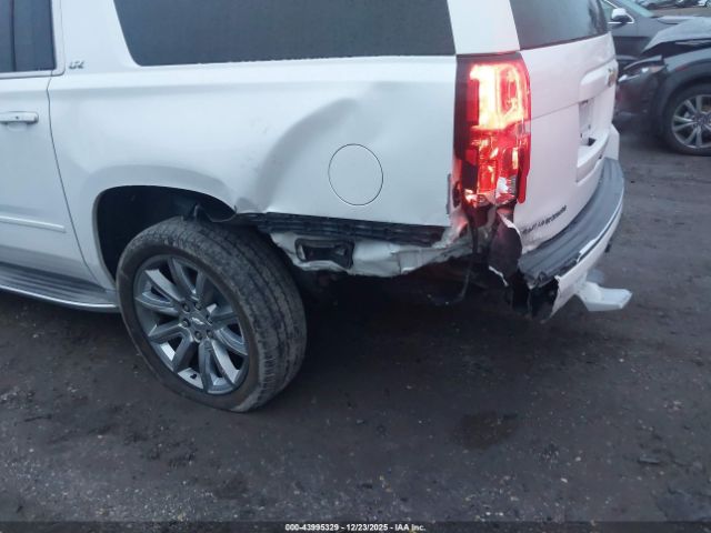 2016 CHEVROLET SUBURBAN 1GNSKJKC9GR352698 Photo 5