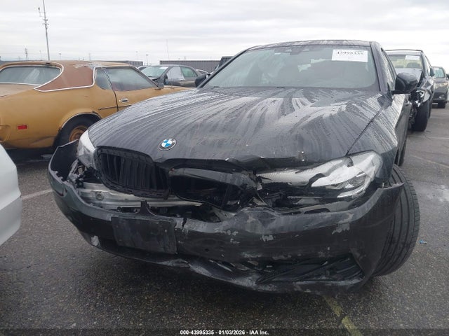 WBAJE5C54KG919789 BMW 540I