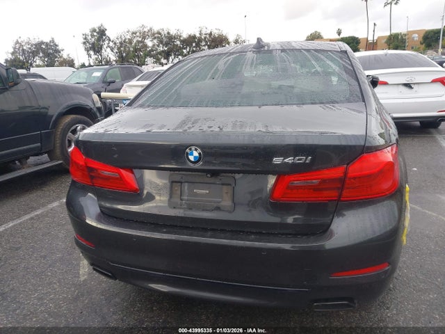 WBAJE5C54KG919789 BMW 540I