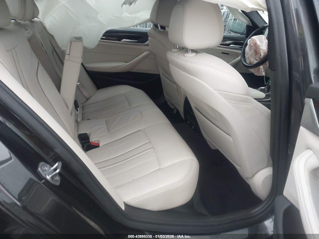 WBAJE5C54KG919789 BMW 540I