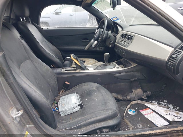 2003 BMW Z4 4USBT53423LU01221 Photo 4