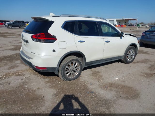 2018 NISSAN ROGUE JN8AT2MV0JW353855 Photo 3