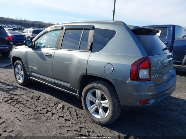 2014 JEEP COMPASS 1C4NJDBBXED593066 Photo 2