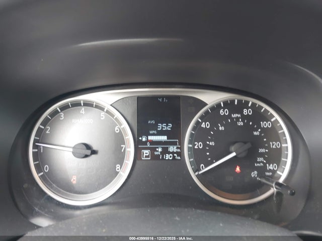 2025 NISSAN KICKS PLAY 3N1CP5BV8SL477380 Photo 6