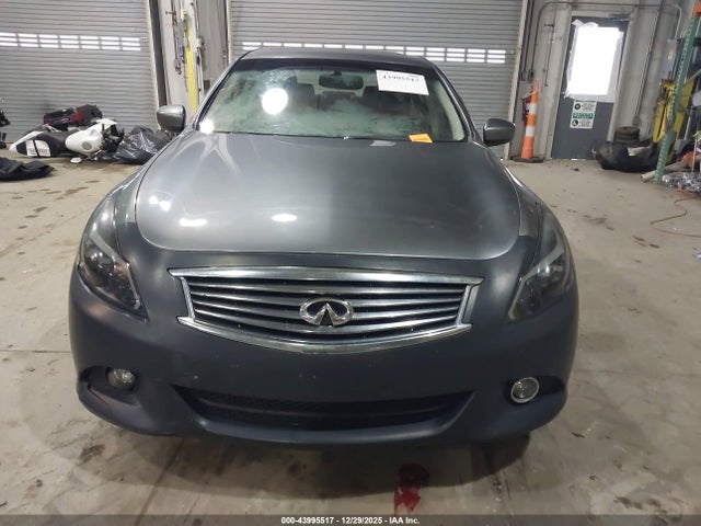 JN1CV6AR8FM522121 Infiniti Q40