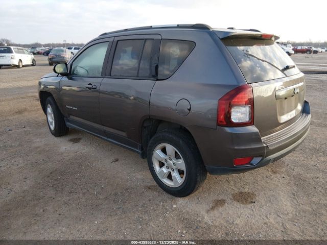 2017 JEEP COMPASS 1C4NJCEB3HD198401 Photo 2