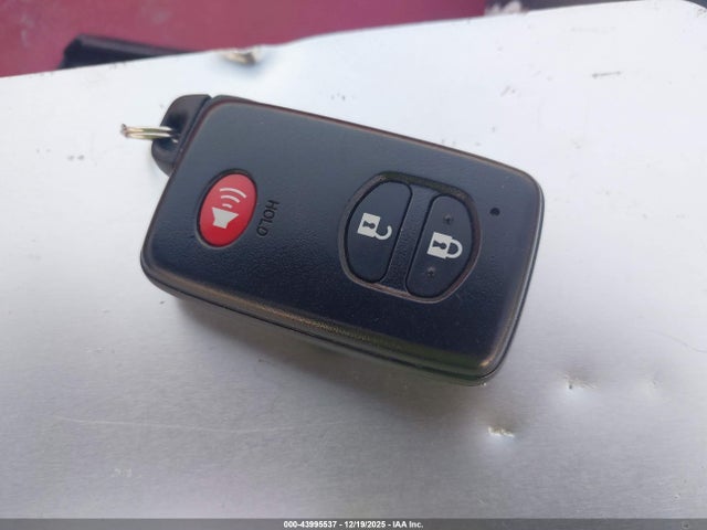 Toyota Prius V Three 2014 JTDZN3EU1E3323596 Image 11
