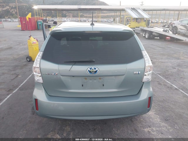 Toyota Prius V Three 2014 JTDZN3EU1E3323596 Image 16