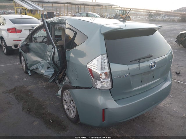 Toyota Prius V Three 2014 JTDZN3EU1E3323596 Image 3