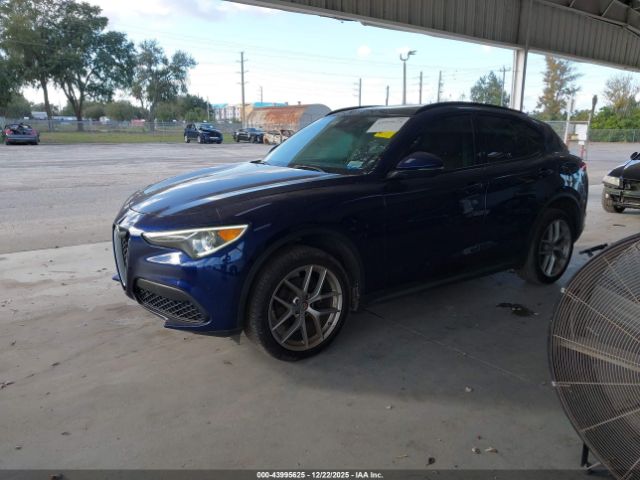2018 ALFA ROMEO STELVIO ZASFAKPN8J7B96175 Photo 1