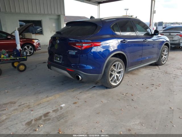2018 ALFA ROMEO STELVIO ZASFAKPN8J7B96175 Photo 3