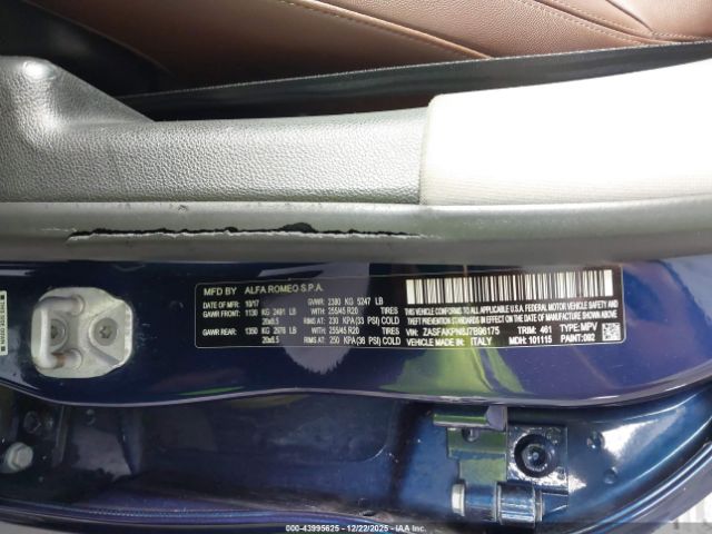 2018 ALFA ROMEO STELVIO ZASFAKPN8J7B96175 Photo 8