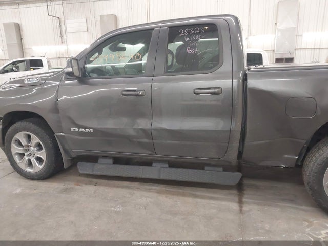 43995640 :رقم المزاد ، 1C6RRFBG1MN742840 vin ، 2021 Ram 1500 Big Horn  4x4 6'4 Box مزاد بيع