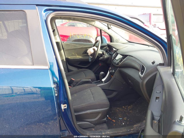 2019 CHEVROLET TRAX 3GNCJPSBXKL300093 Photo 4