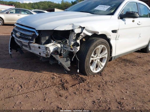 2013 Ford Taurus Sel მანქანა იყიდება აუქციონზე, vin: 1FAHP2H88DG184627, აუქციონის ნომერი: 43995661