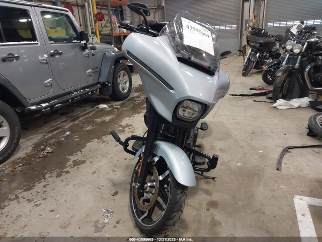 Harley-Davidson FLHX 2024 1HD1KB716RB625009 Image 5