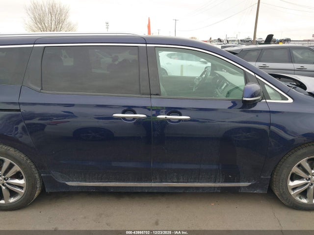 KNDME5C12J6363953 KIA Sedona Sx Limited