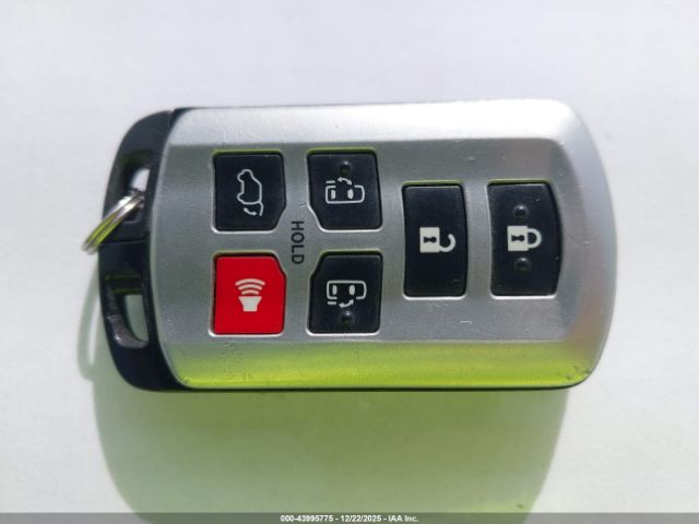 2015 TOYOTA SIENNA 5TDXK3DC7FS623362 Photo 10