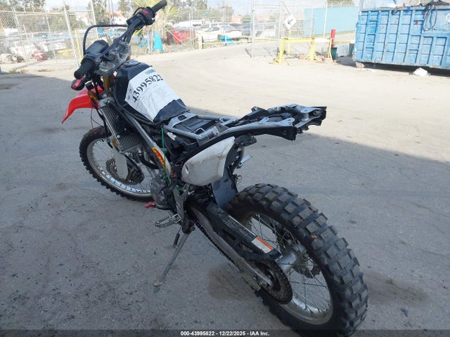 2015 Honda Crf250 L მანქანა იყიდება აუქციონზე, vin: MLHMD3819F5203613, აუქციონის ნომერი: 43995822