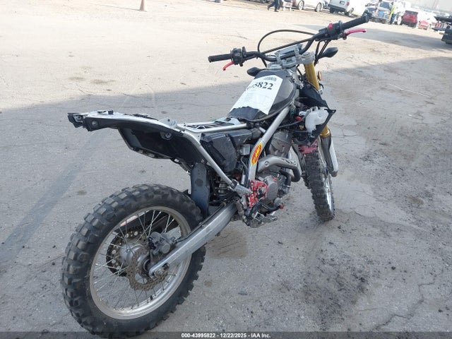2015 Honda Crf250 L მანქანა იყიდება აუქციონზე, vin: MLHMD3819F5203613, აუქციონის ნომერი: 43995822