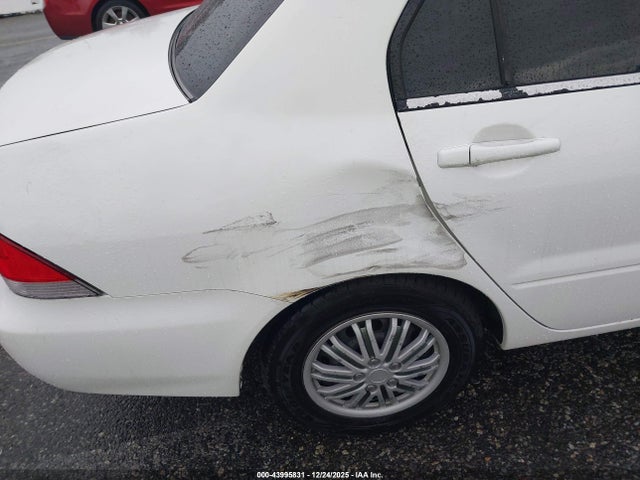 2005 MITSUBISHI LANCER JA3AJ26E85U053592 Photo 5