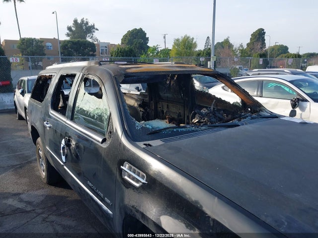 2013 CADILLAC ESCALADE ESV 1GYS4KEF4DR274402 Photo 5