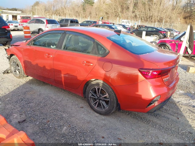2023 KIA FORTE 3KPF24AD4PE624446 Photo 2