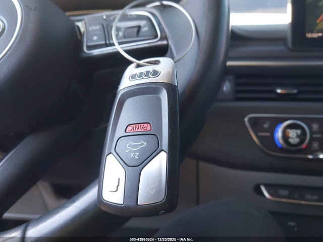 2019 AUDI A4 WAUDNAF49KA112762 Photo 10