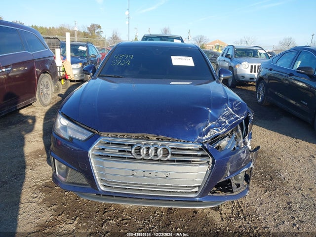 2019 Audi A4 45 Premium მანქანა იყიდება აუქციონზე, vin: WAUDNAF49KA112762, აუქციონის ნომერი: 43995924