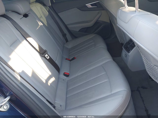 2019 AUDI A4 WAUDNAF49KA112762 Photo 7