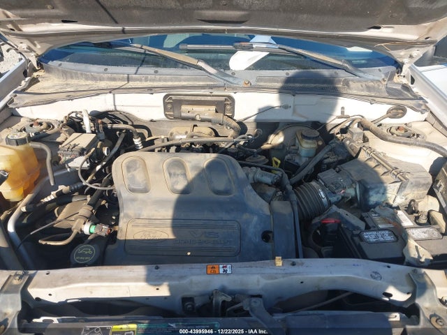 2003 FORD ESCAPE 1FMYU93183KB81224 Photo 9