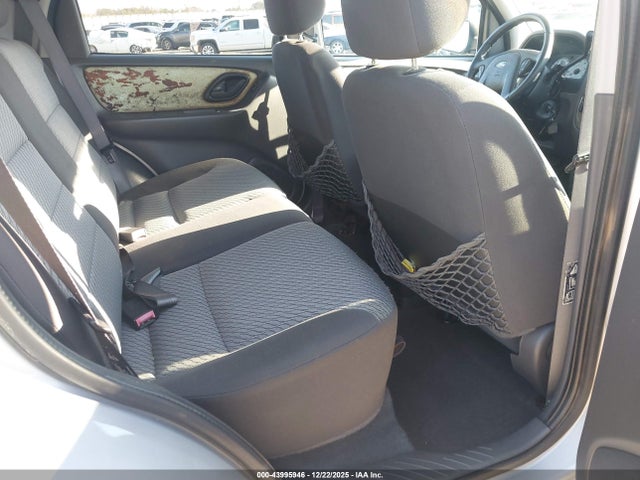 2003 FORD ESCAPE 1FMYU93183KB81224 Photo 7
