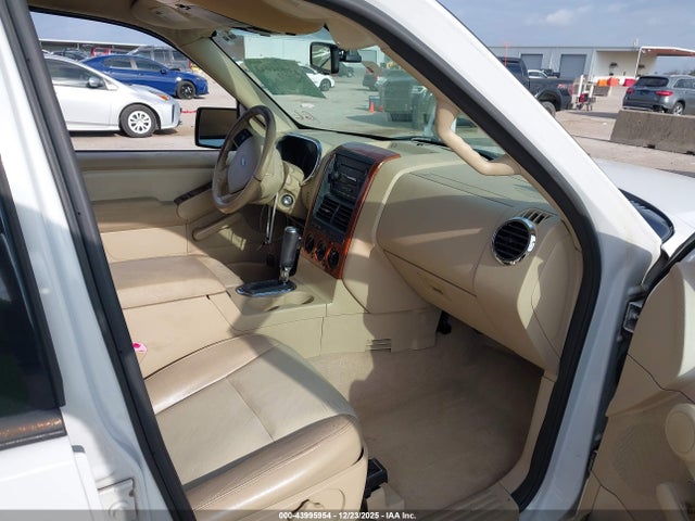 2006 FORD EXPLORER 1FMEU64E16UB22527 Photo 4