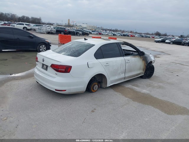 2016 Volkswagen Jetta 1.8t Sport მანქანა იყიდება აუქციონზე, vin: 3VWD17AJ3GM304278, აუქციონის ნომერი: 43995983