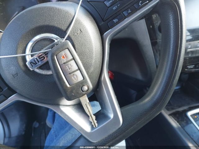 2018 NISSAN ROGUE KNMAT2MT4JP543873 Photo 10