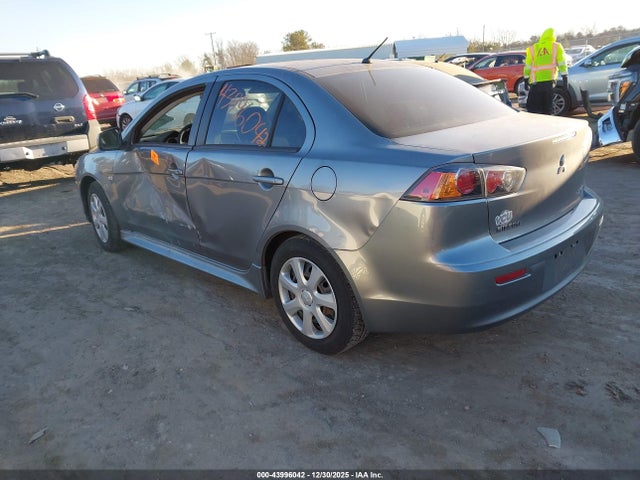 2014 MITSUBISHI LANCER JA32U2FU6EU017192 Photo 2