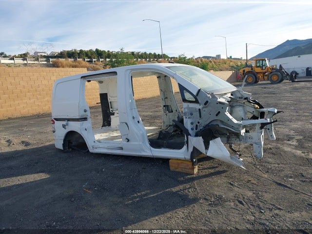 3N6CM0KNXJK700108 Nissan NV200 SV