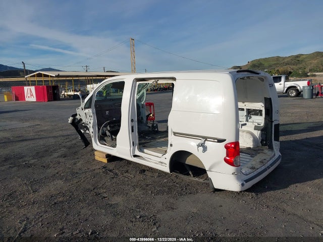 3N6CM0KNXJK700108 Nissan NV200 SV