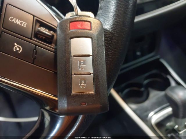 2019 MITSUBISHI OUTLANDER JA4AZ3A3XKZ047680 Photo 10