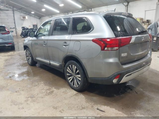 2019 MITSUBISHI OUTLANDER JA4AZ3A3XKZ047680 Photo 2