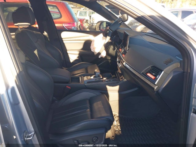 2022 AUDI SQ5 WA1B4AFY4N2037526 Photo 4