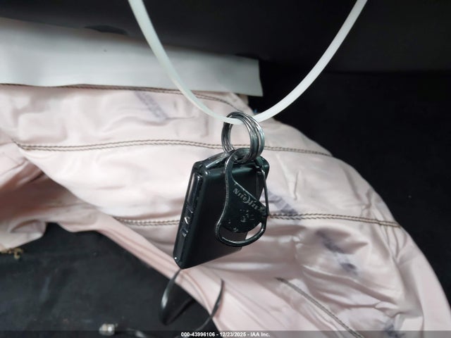 2018 VOLVO S90 LVY992MK6JP034871 Photo 10