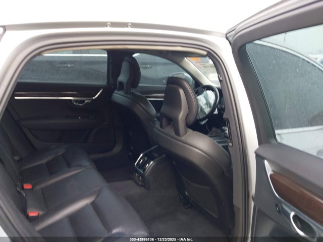 2018 VOLVO S90 LVY992MK6JP034871 Photo 7