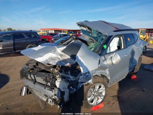 Продажа на аукционе авто 2020 Chevrolet Blazer Fwd 2lt, vin: 3GNKBCR4XLS652493, номер лота: 43996245